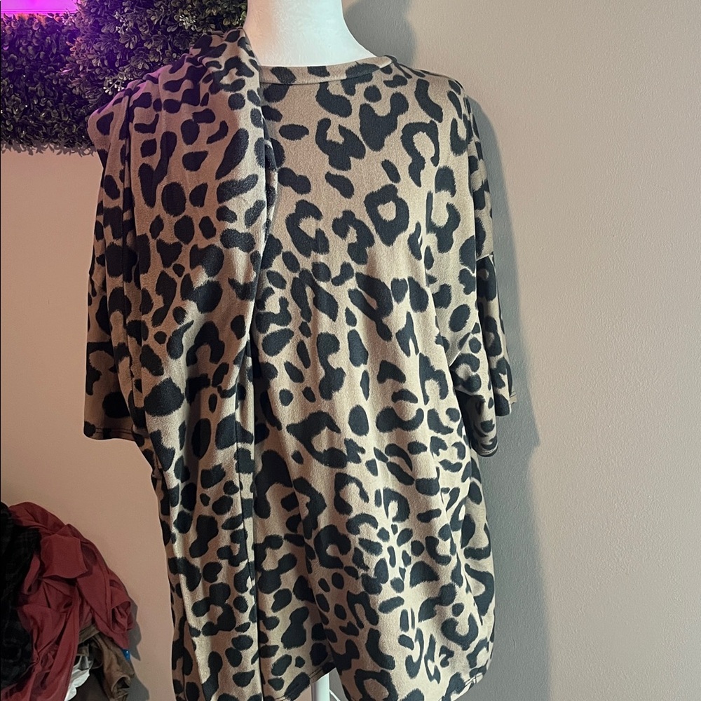 Leopard Print 2 piece leggings set